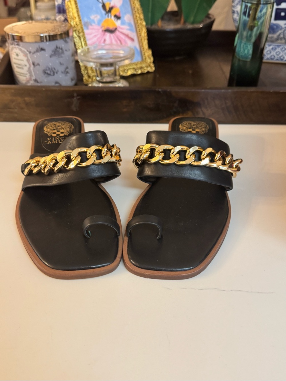 🖤 NIB VINCE CAMUTO YAMELL TOE-LOOP SLIDE SANDAL! 🖤🖤🖤